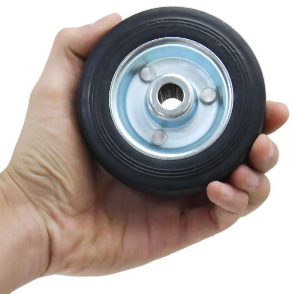 roda de borracha preta