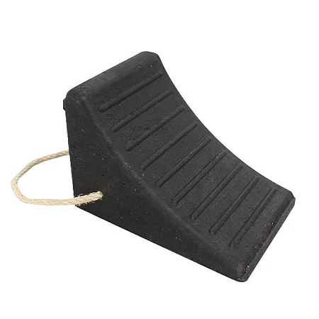 Calço para Caminhão: O que Diz a Legislação?