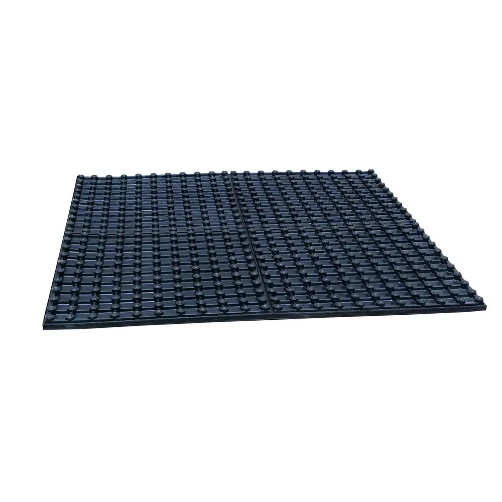 Estrado isolante MGlasto: segurança elétrica para pisos energizados. Evite choques e acidentes com estrados de borracha testados e certificados.