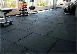 Descubra as vantagens do piso emborrachado para academia e aprenda a escolher o modelo ideal para cada ambiente de treino. Conforto, segurança e durabilidade com a qualidade MGlasto.