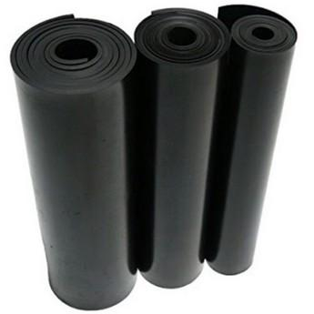 A borracha nitrílica (NBR) é resistente a óleos, graxas e combustíveis. Descubra suas principais propriedades, aplicações industriais e vantagens em vedações e peças técnicas.