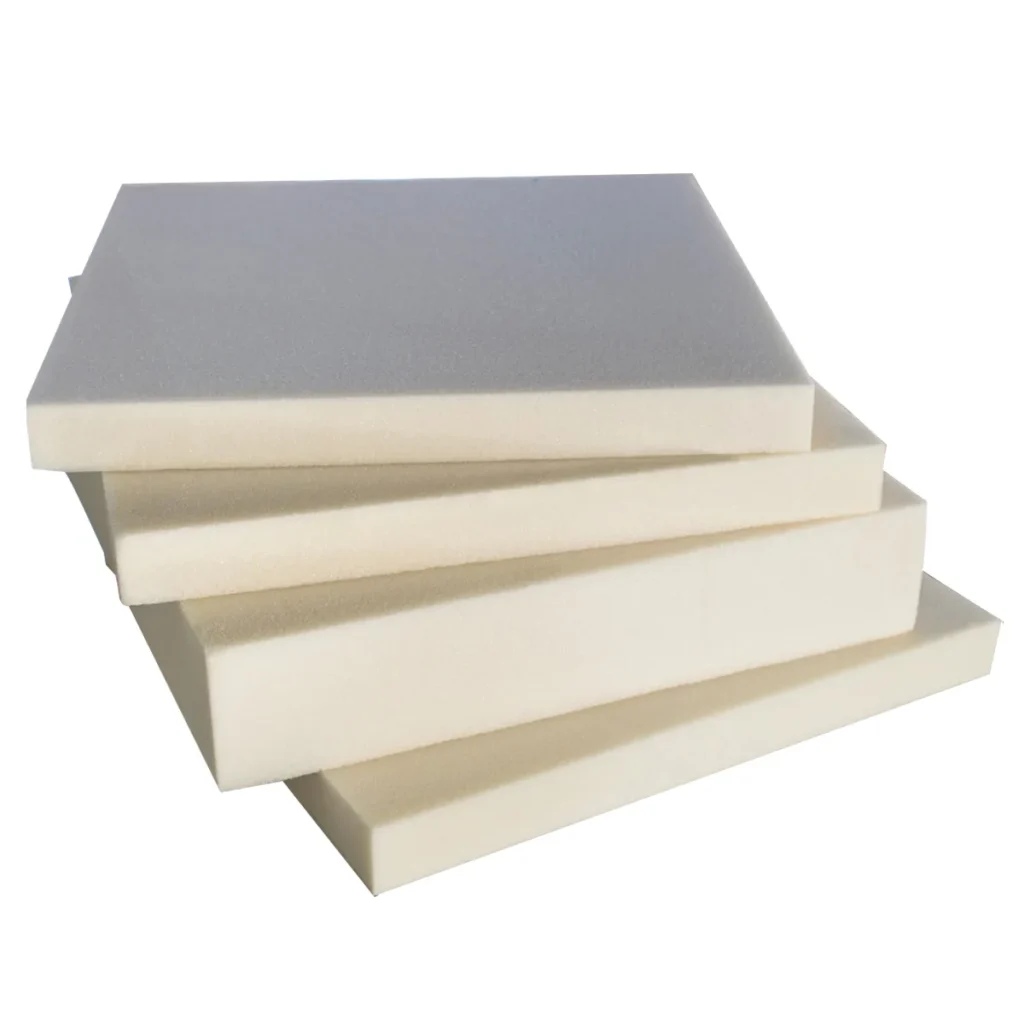 Quatro placas de poliuretano de tamanhos diferentes.