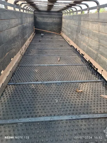 Piso de Borracha para Caminhões e Baús