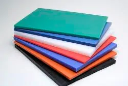 Aplicações Práticas de Chapas e Tarugos de Plástico nas Indústria